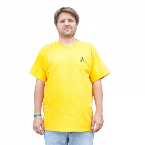 T-shirts - BladeLife - Signature Tshirt - Yellow T-shirt - Photo 1
